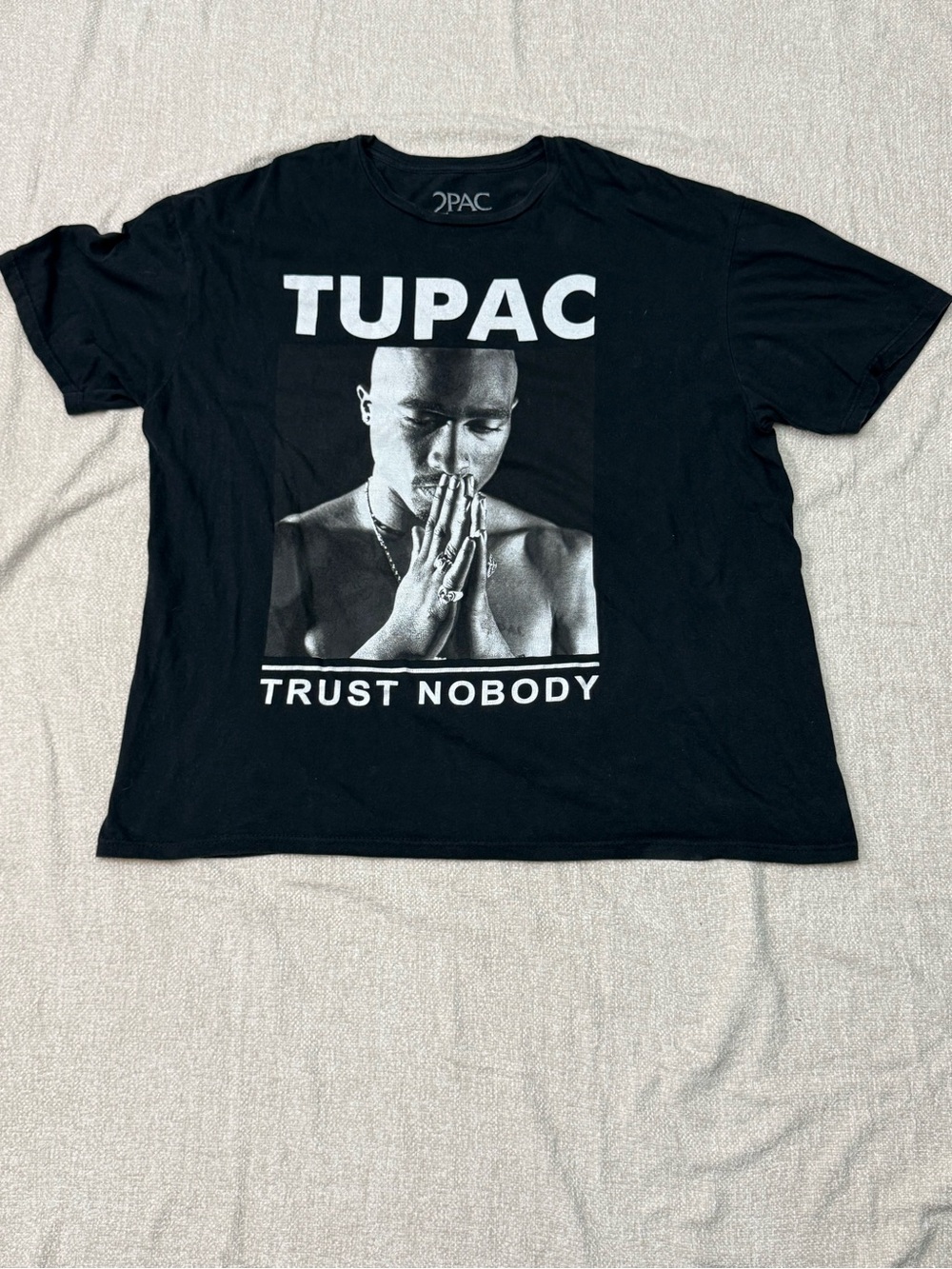 Tupac 'Trust Nobody' Graphic Tee - Black